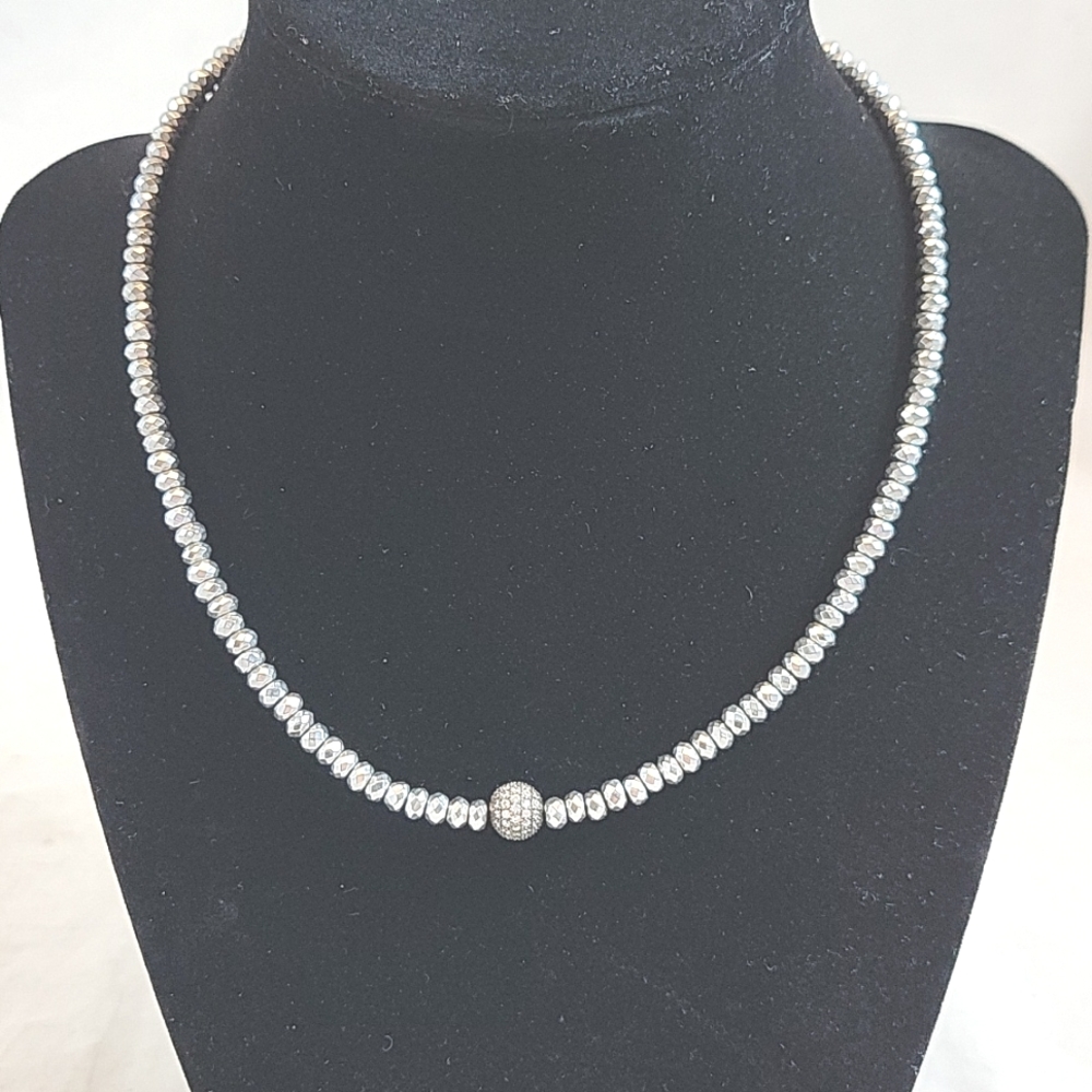 Betsy Pittard Designs Metalic Beads Necklace